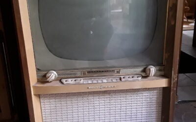 Ancien téléviseur