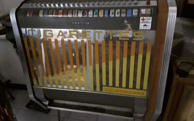 Distributeur de cigarettes HARTING années 70