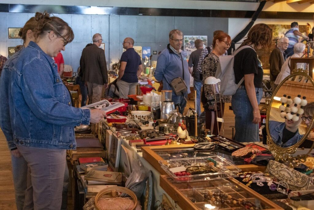 49ᵉ Brocante & 13ᵉ Salon design et vintage
